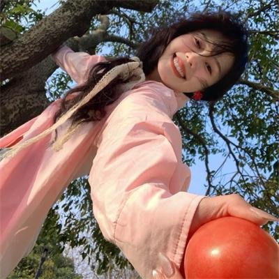 超级明星金·卡戴珊